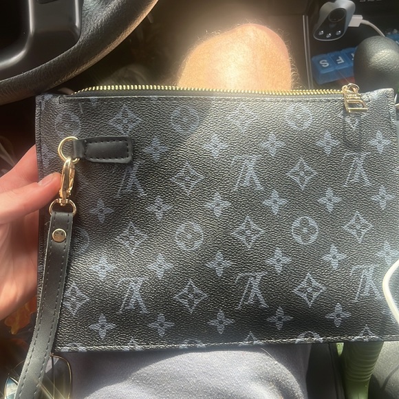 Hand bag